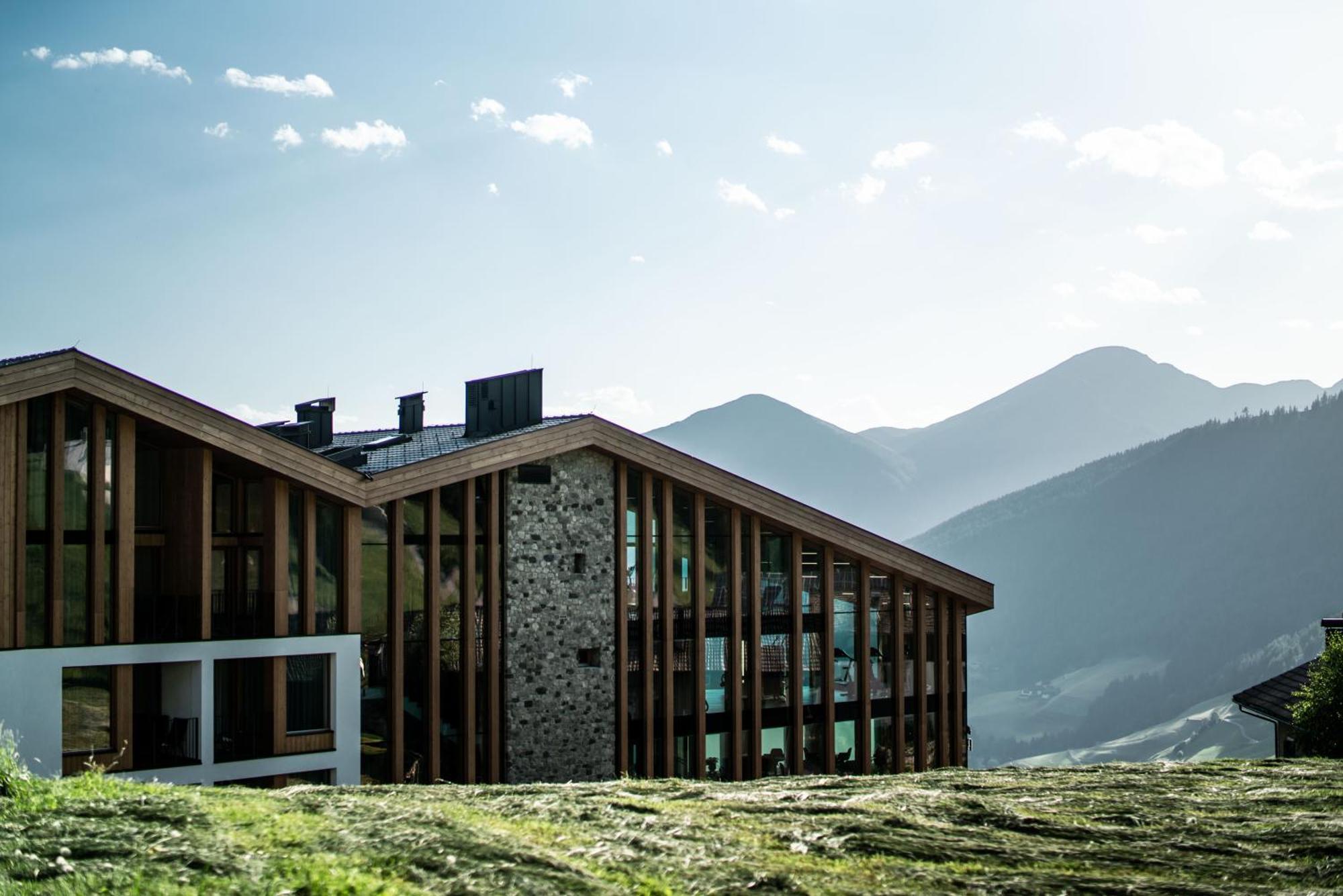 ホテル Panoramic Lotsch Sarentino エクステリア 写真