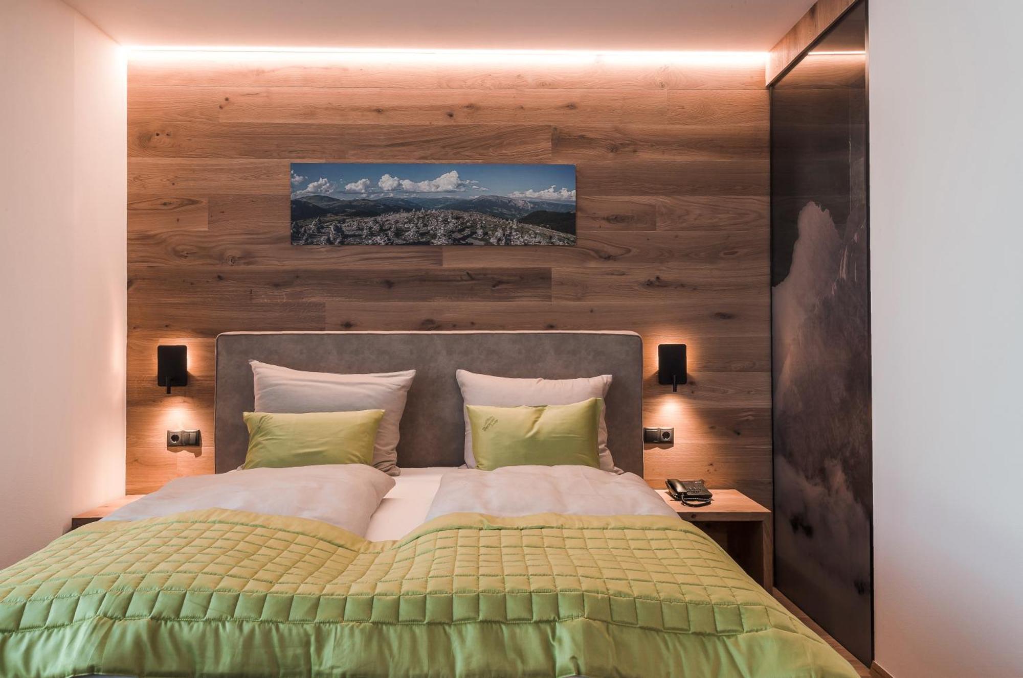 ホテル Panoramic Lotsch Sarentino 部屋 写真