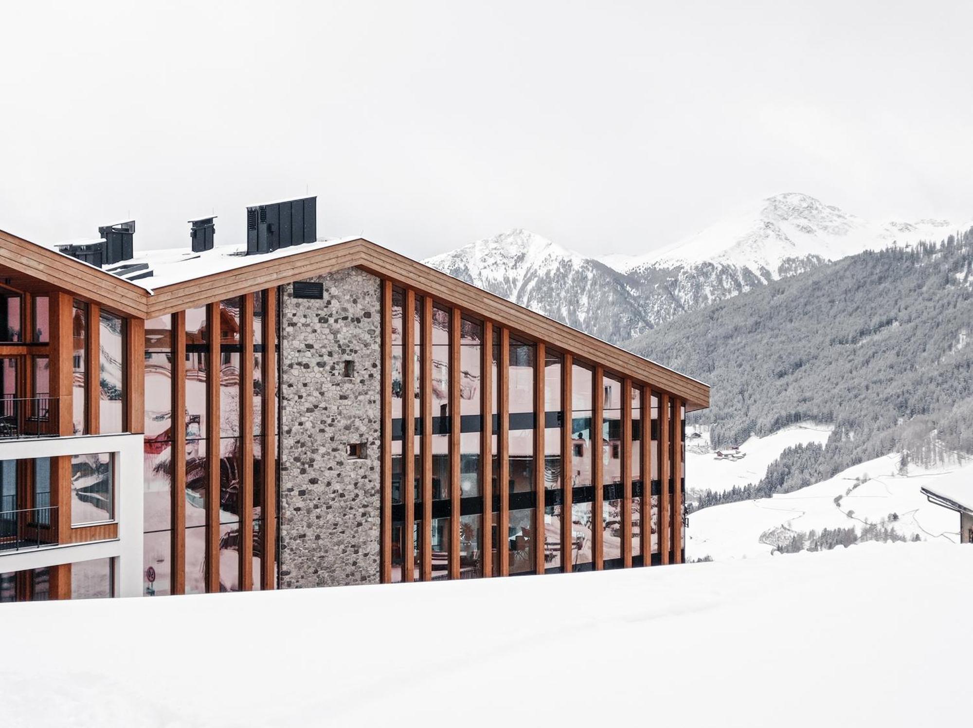 ホテル Panoramic Lotsch Sarentino エクステリア 写真